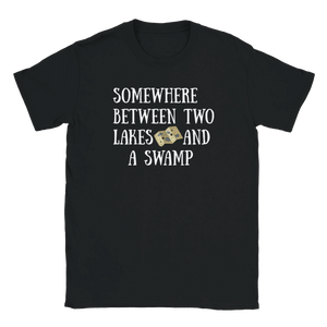 Photo du produit : t-shirt au motif « Somewhere Between » de Rather Be in Finland